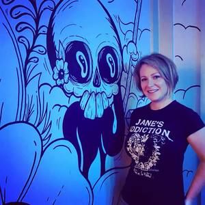 Meet your Posher, Cricket